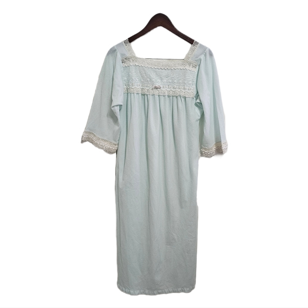 Christian Dior vintage nightgown long 3/4 sleeve lace trim blue size medium
